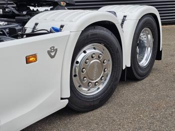 S660 V8 6x2/4 / 2 x PTO / PARKING COOLER / FULL AIR